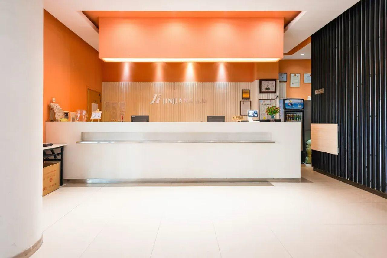Hanting Express Qingdao South Chongqing Road Екстериор снимка