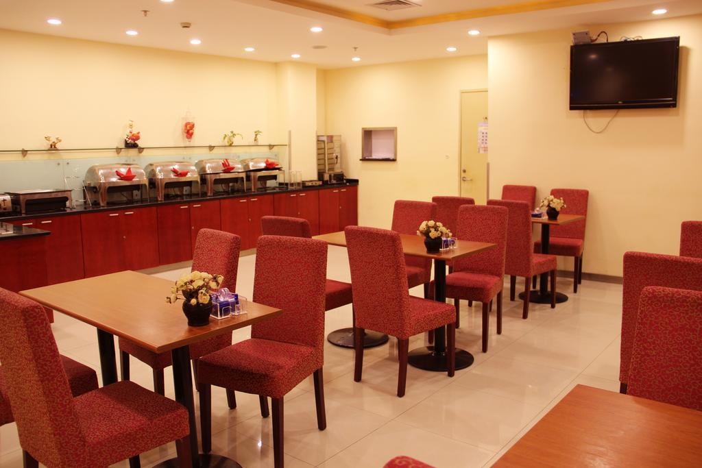 Hanting Express Qingdao South Chongqing Road Екстериор снимка