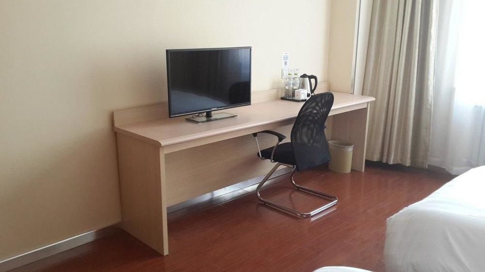 Hanting Express Qingdao South Chongqing Road Екстериор снимка