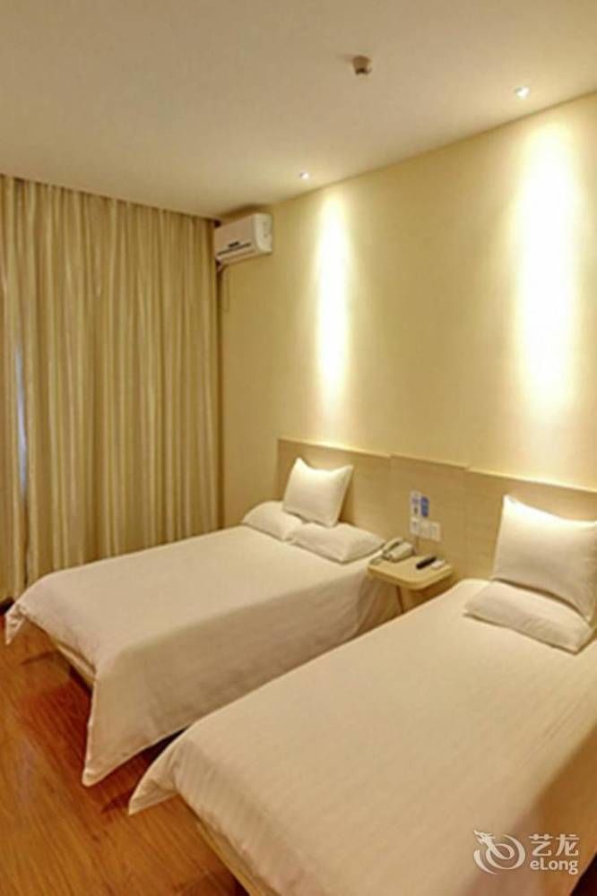 Hanting Express Qingdao South Chongqing Road Екстериор снимка